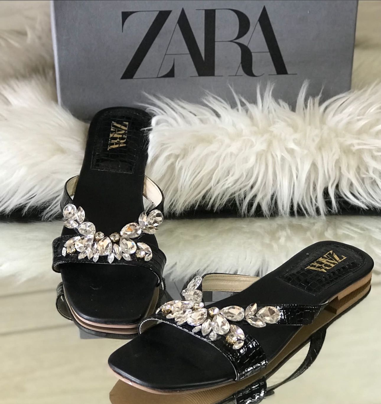 ZARA — Stone Flat Women's Slippers (With Brand Box) (Black)