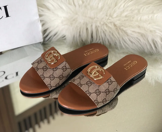 GUCCI — Women's Flat Slippers (With Brand Box) (Beige - Brown)