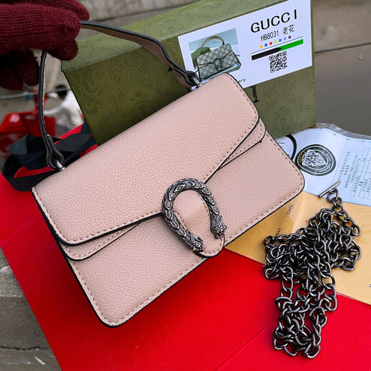 GUCCI — Women's Crossbody Bag with Long Chain (Full Brand Packaging) (Pink)