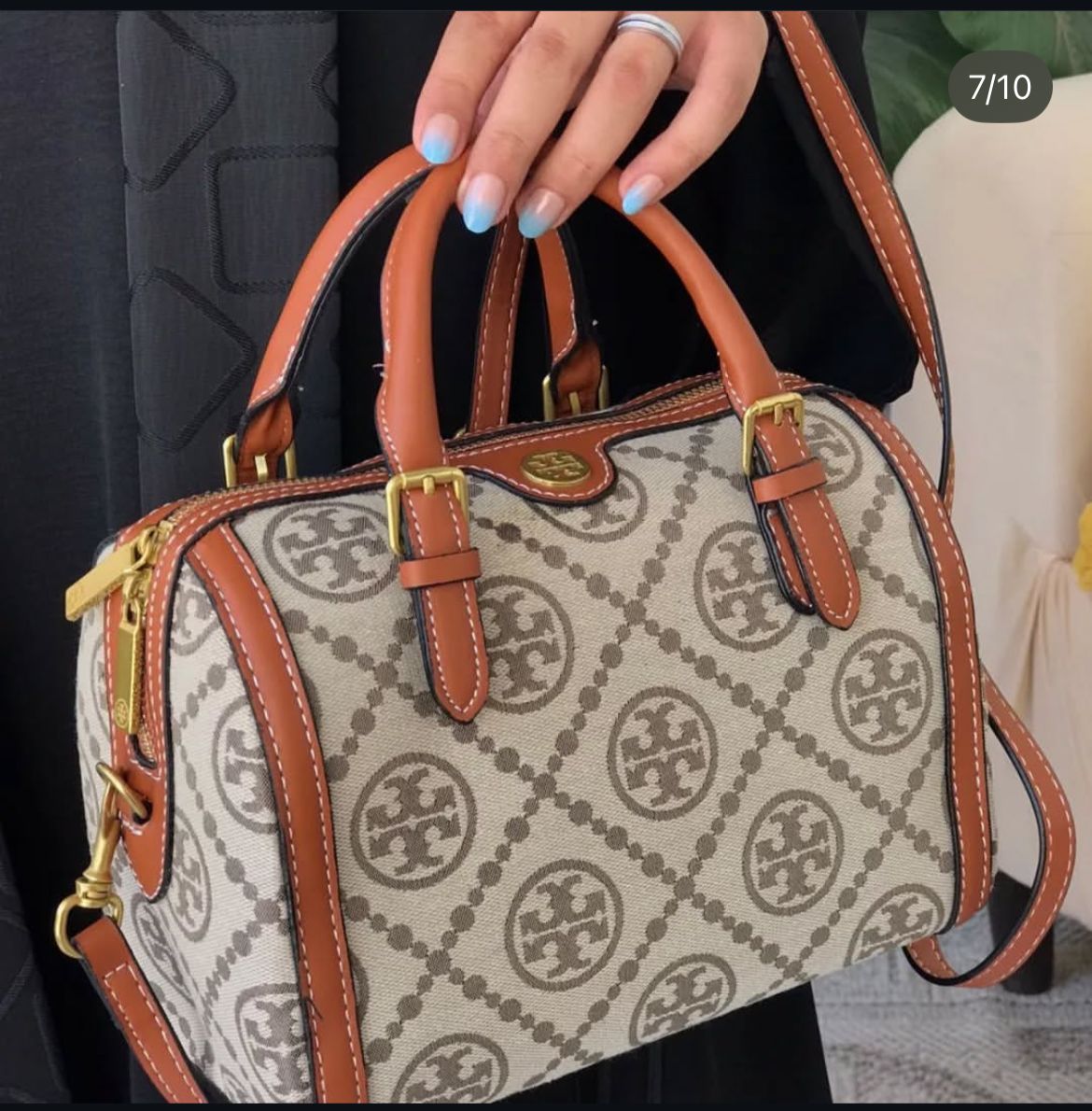TORY BURCH — Women's Duffle Bag (Complete Branded Packaging) (Brown & Beige)