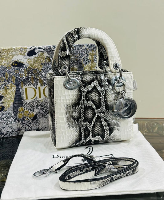 DIOR — Lady Bag (Premium Quality | Full Branded Packaging) (White & Black)