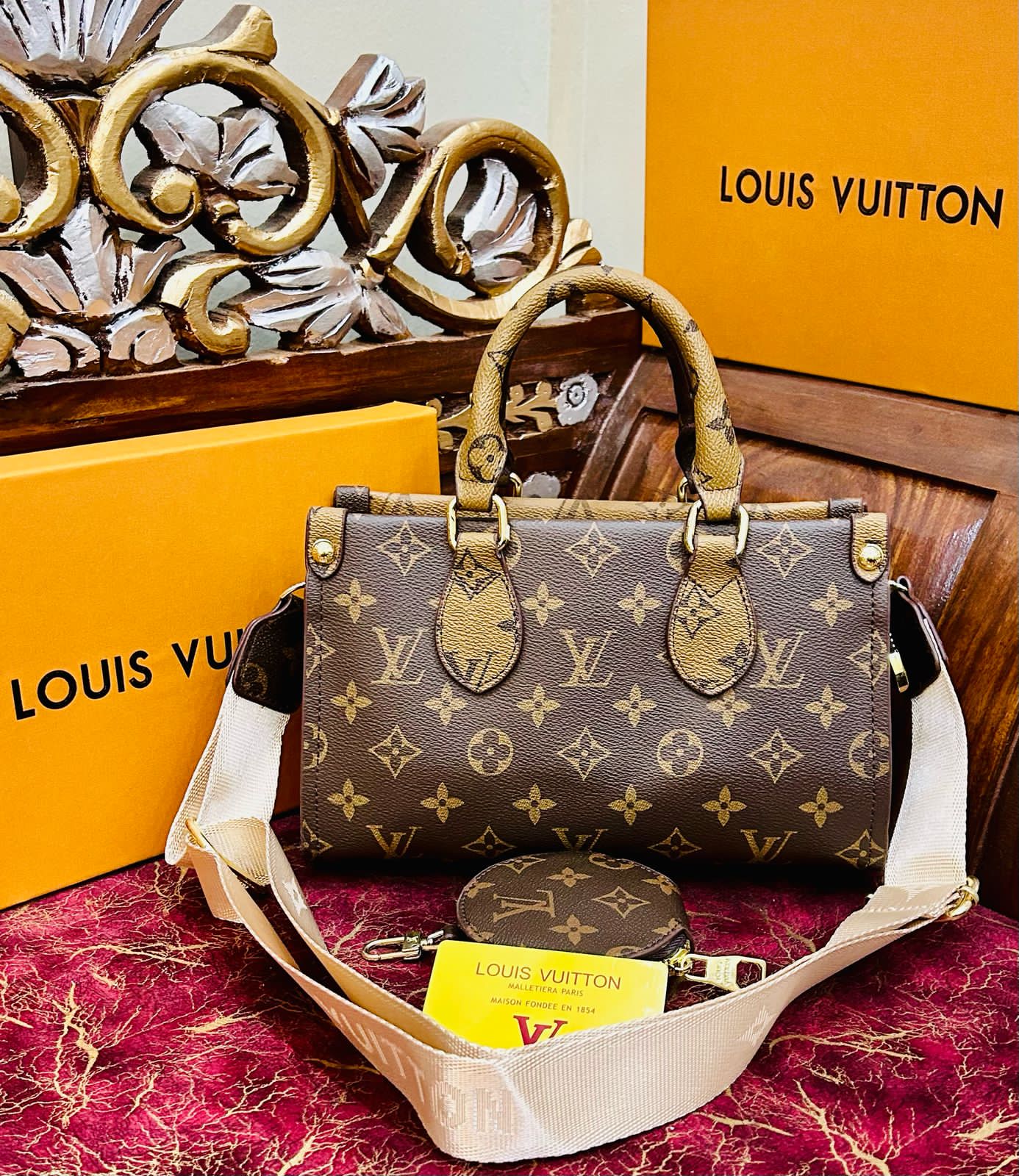 LOUIS VUITTON — OnTheGo Tote Bag (High Quality | New Stock Available) (Chocolate)