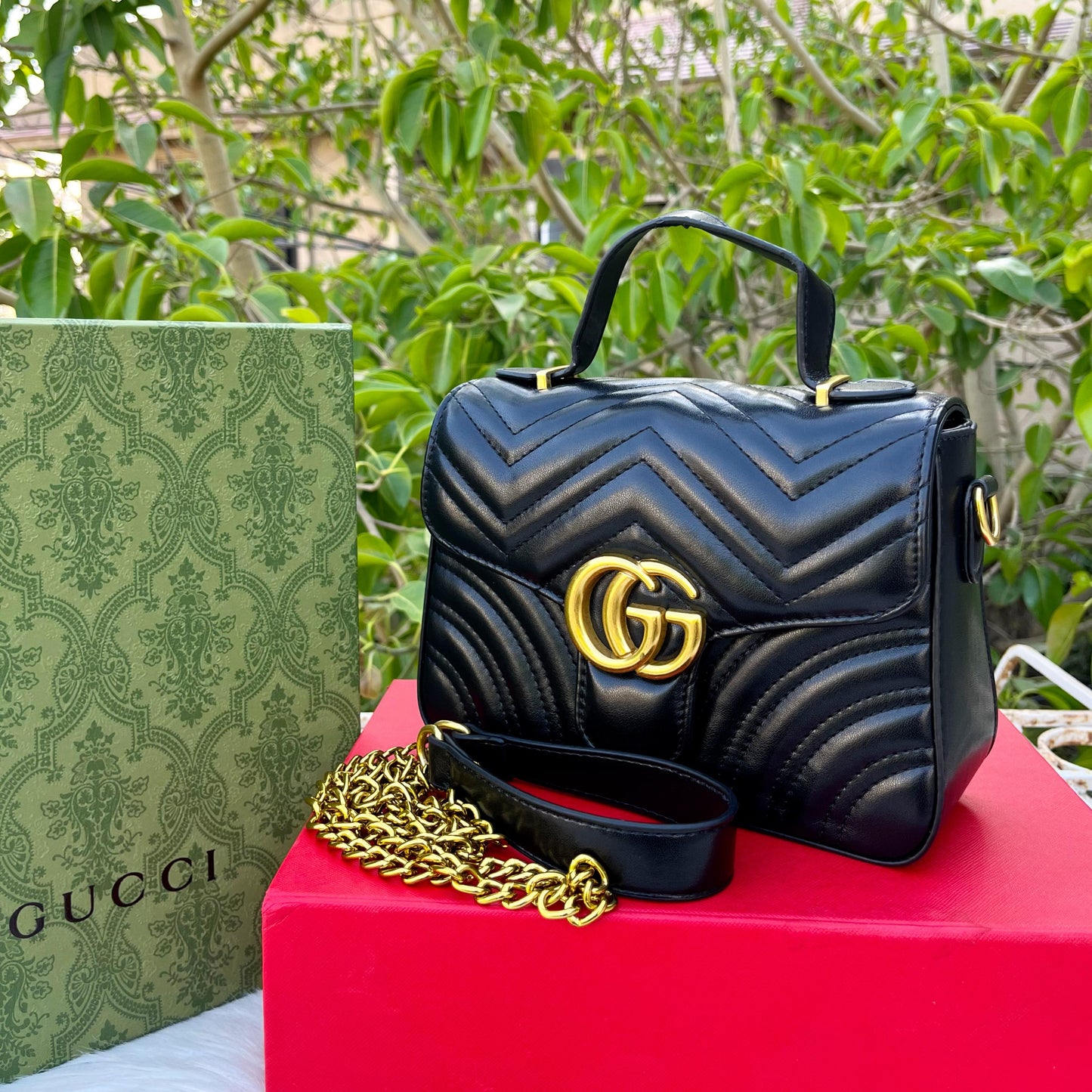 GUCCI — Cross Shoulder Bag (With Full Branding | Brand Box & Dustbag Included) (Black)