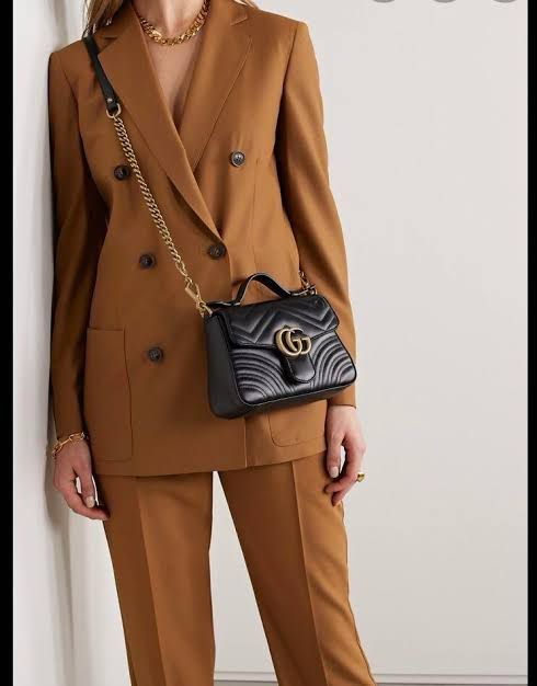 GUCCI — Cross Shoulder Bag (With Full Branding | Brand Box & Dustbag Included) (Black)