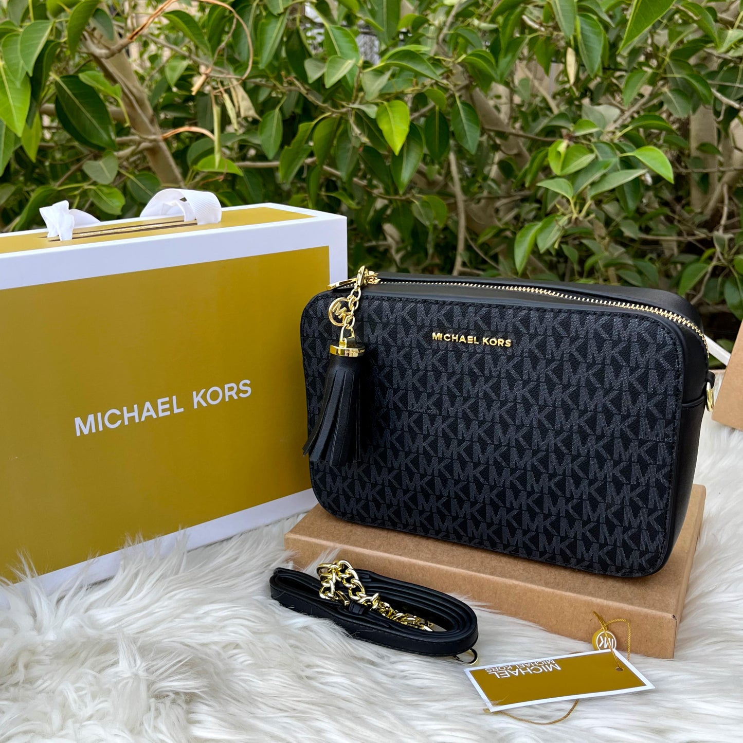 Michael Kors — Women's Crossbody Bag (Master Quality | Full Branding | Magnetic Box) (Black)