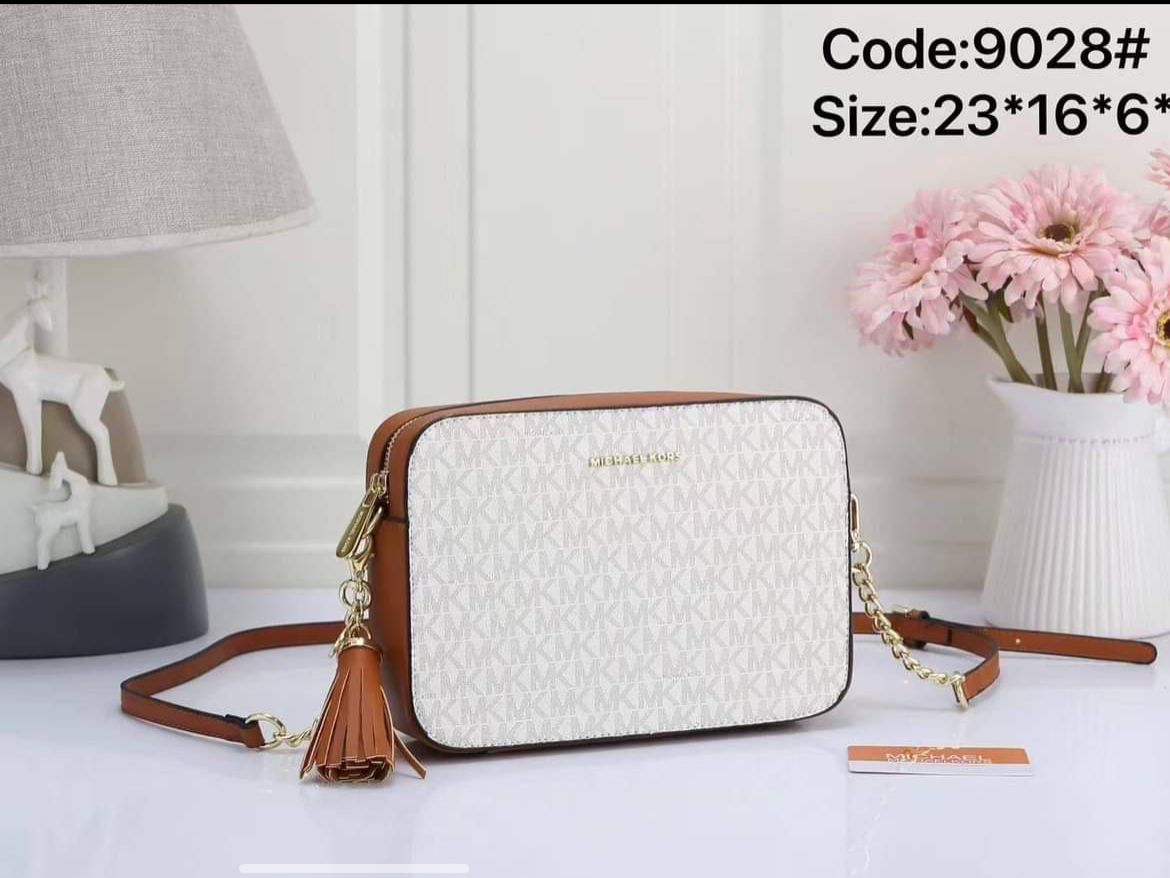 Michael Kors — Women's Crossbody Bag (Master Quality | Full Branding | Magnetic Box) (White)