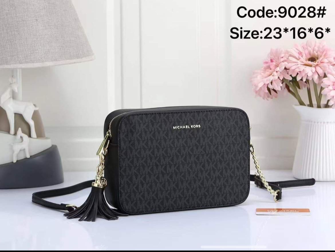 Michael Kors — Women's Crossbody Bag (Master Quality | Full Branding | Magnetic Box) (Black)