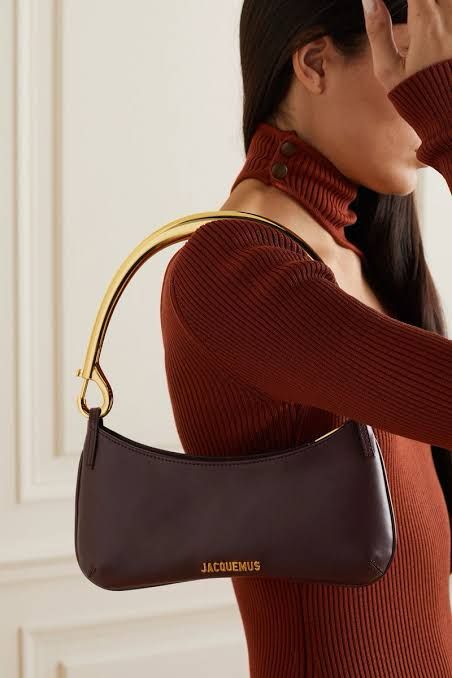 Jacquemus — Le Bisou Mousqueton Bag (Gold-Tone Hardware | Luxury Packaging) (Brown)