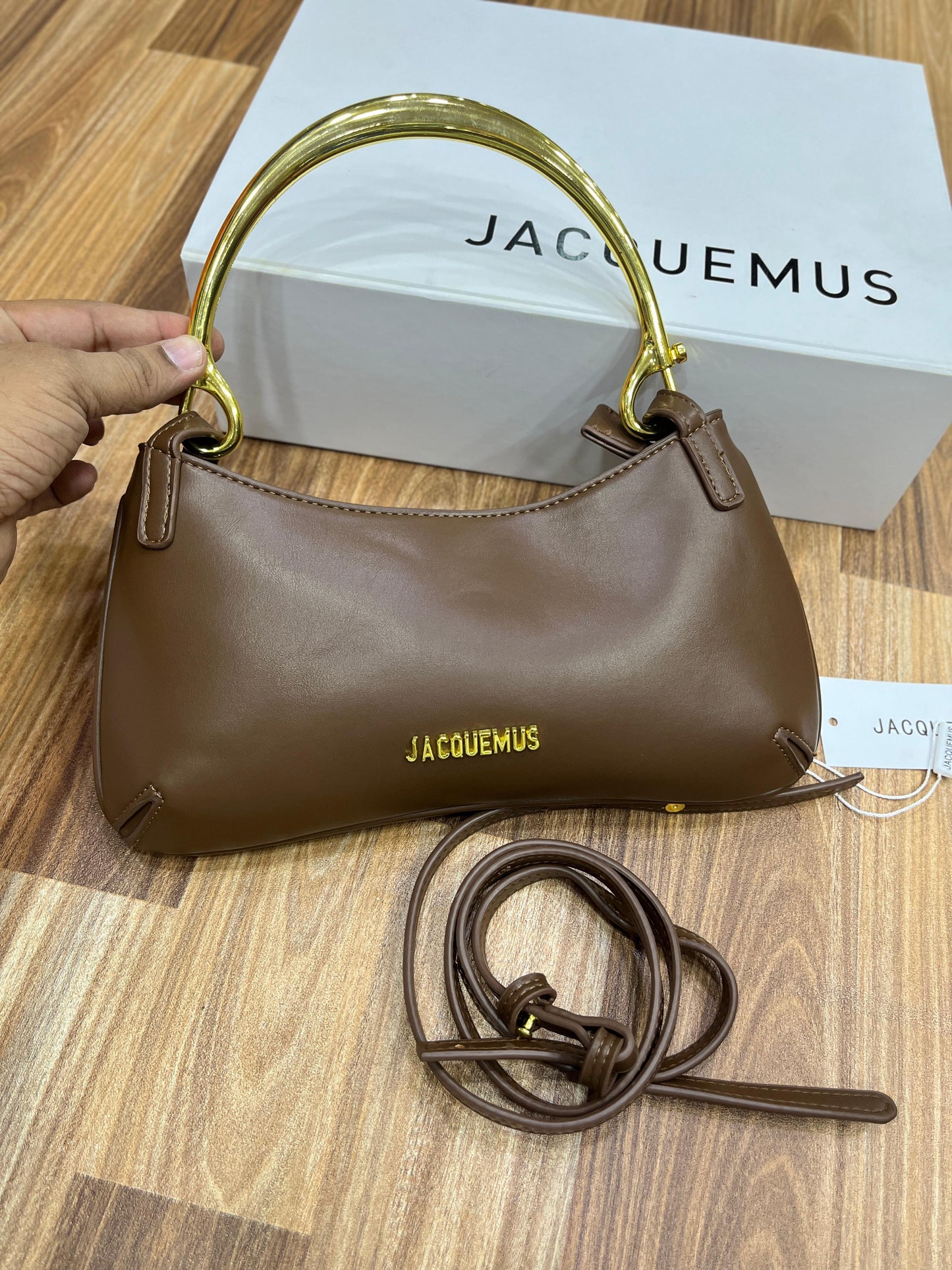 Jacquemus — Le Bisou Mousqueton Bag (Gold-Tone Hardware | Luxury Packaging) (Brown)