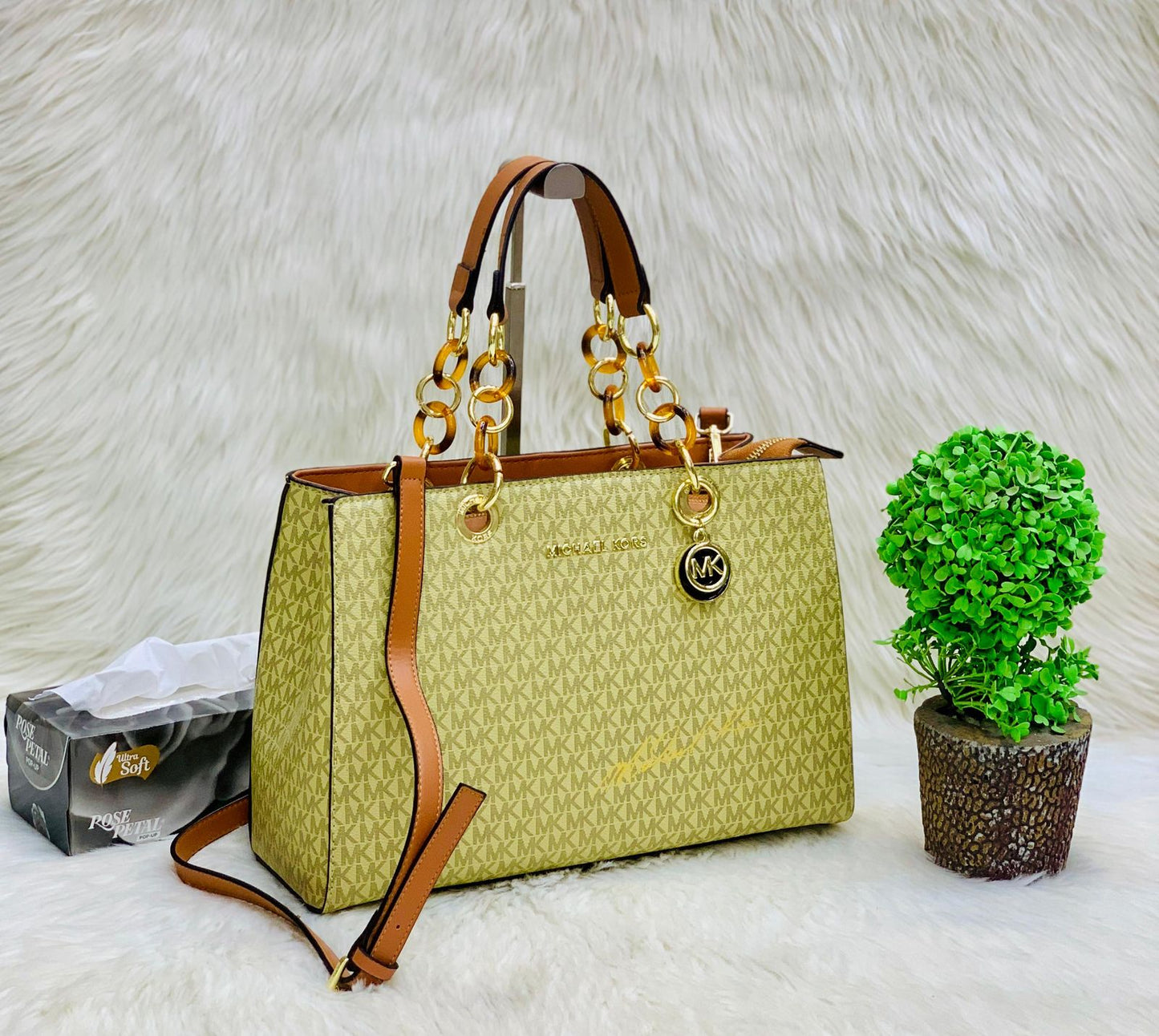 Michael Kors — New Design (Official Model | Premium Quality | 4 Colors) (Pistachios)