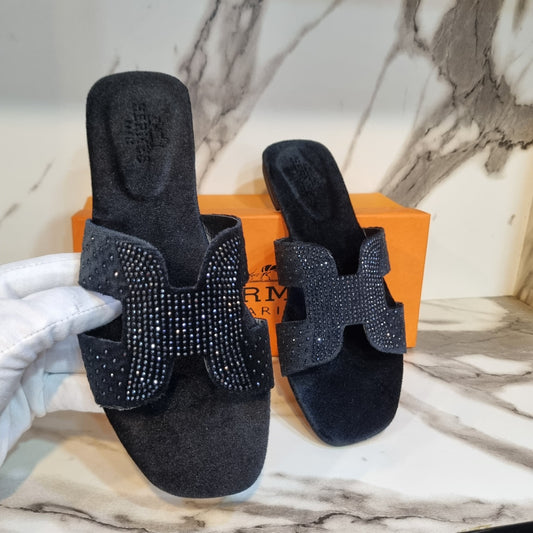 Hermes Stone Flats – Restocked in 5 Gorgeous Colors (Black)