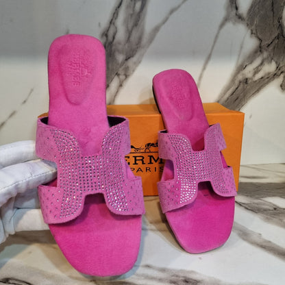 Hermes Stone Flats – Restocked in 5 Gorgeous Colors (Pink)