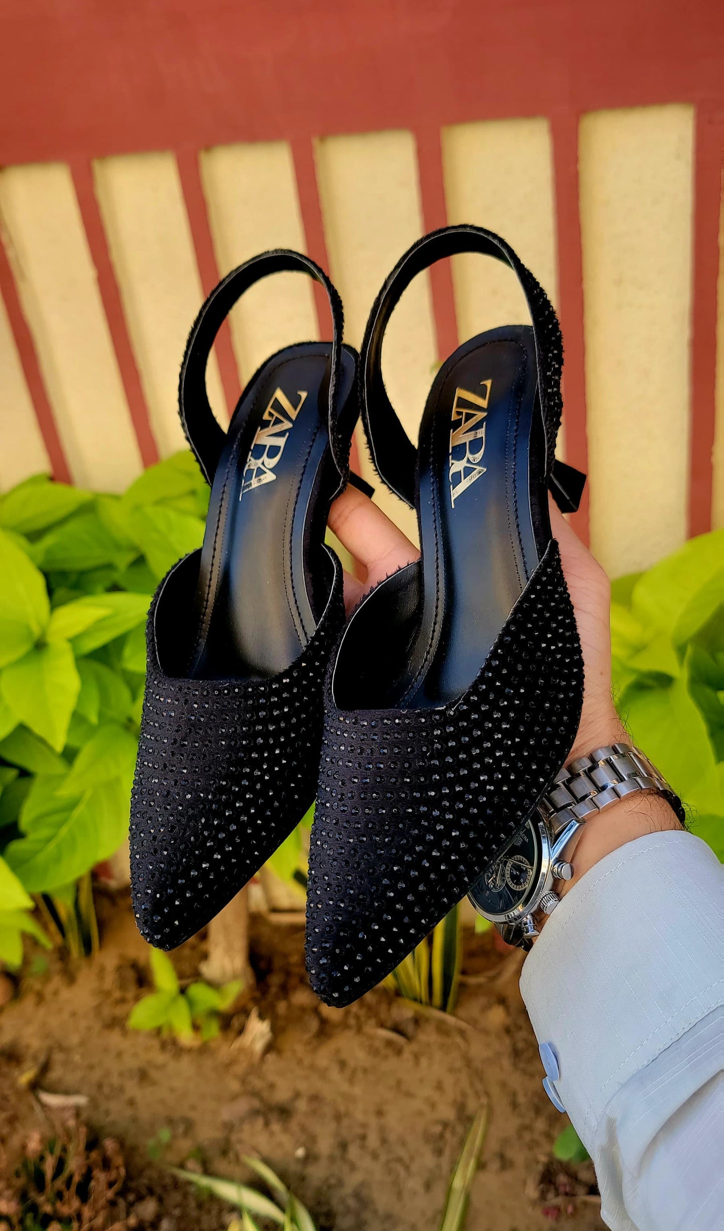 ZARA Signature Heels – Restocked & Trending (Black)