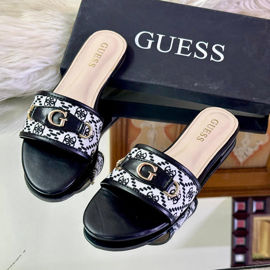GUESS Premium Slippers – Restocked (Black)