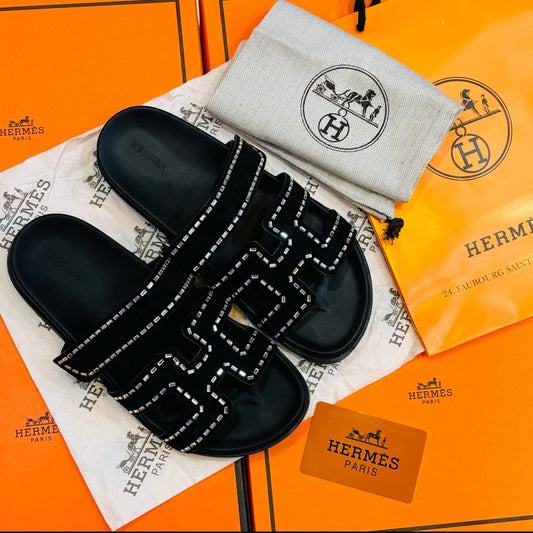 HERMÈS Chypre-Inspired Stone Embellished Sandals – Premium Women Footwear(Black)