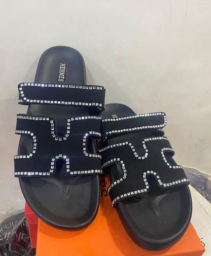 HERMÈS Chypre-Inspired Stone Embellished Sandals – Premium Women Footwear(Black)
