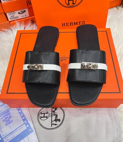 HERMÈS Giulia-Inspired Sandals – Elegant Women Footwear with Iconic Buckle & Full Packaging(Black 2)