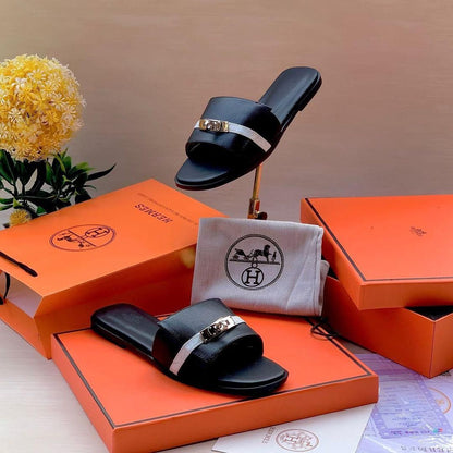 HERMÈS Giulia-Inspired Sandals – Elegant Women Footwear with Iconic Buckle & Full Packaging(Black 2)