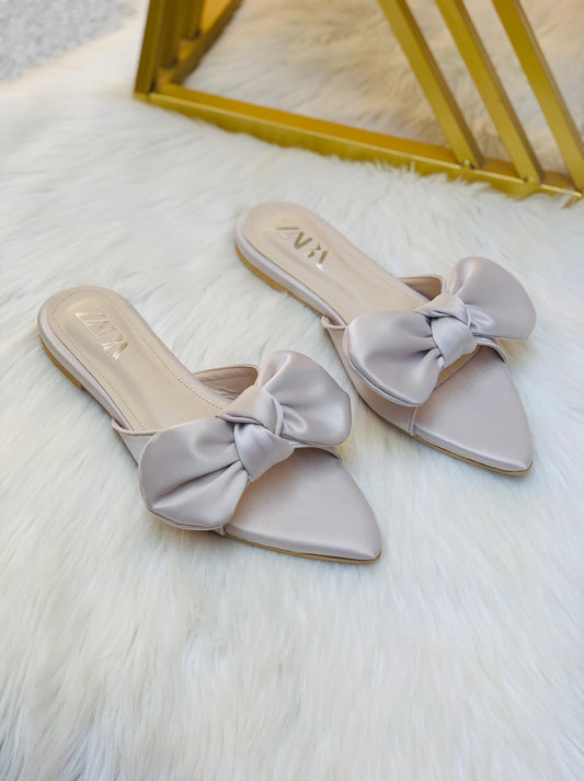 ZARA Big Bow Flat Slippers – Elegant Women Footwear with Brand Box (Off White)