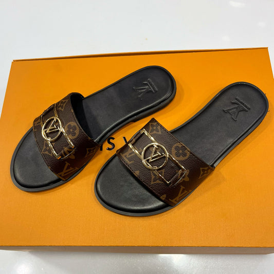 LOUIS VUITTON-Inspired Flat Slippers – Premium Women Footwear with Brand Box(Brown 1)