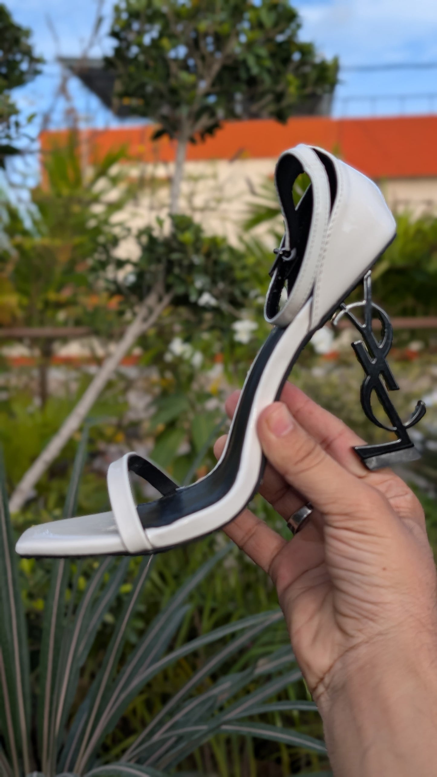 SAINT LAURENT PARIS – Luxury Heels for Women (White)