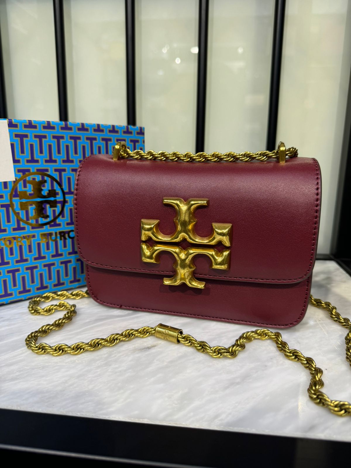 Tory Burch Small Eleanor Bag – Elegant, Compact & Iconic (Maroon)