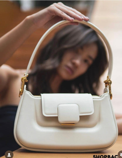 CHARLES & KEITH – Koa Leather Push-Lock Top Handle Bag (White)