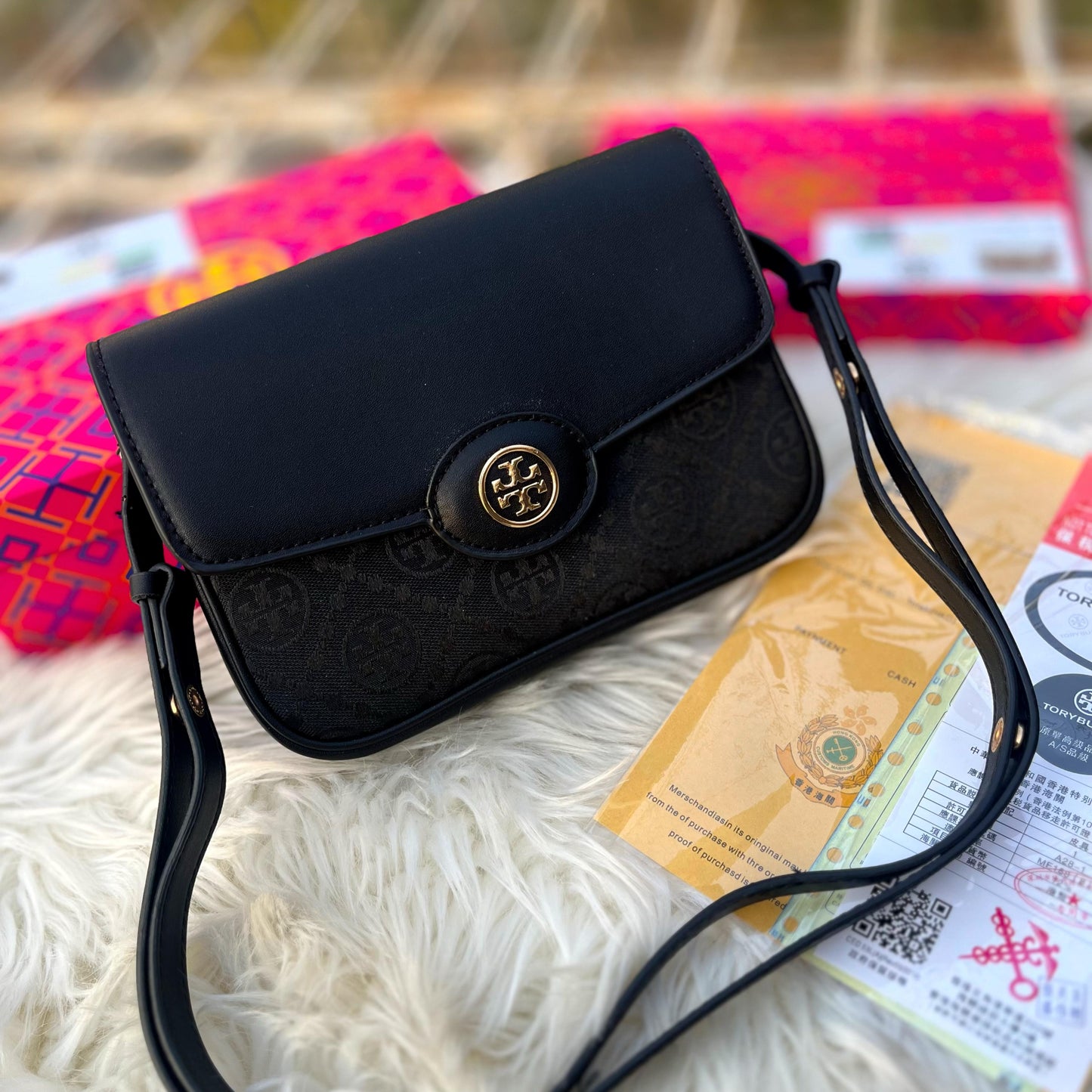 TORY BURCH – Crossbody Bag with Long Belt (Black)