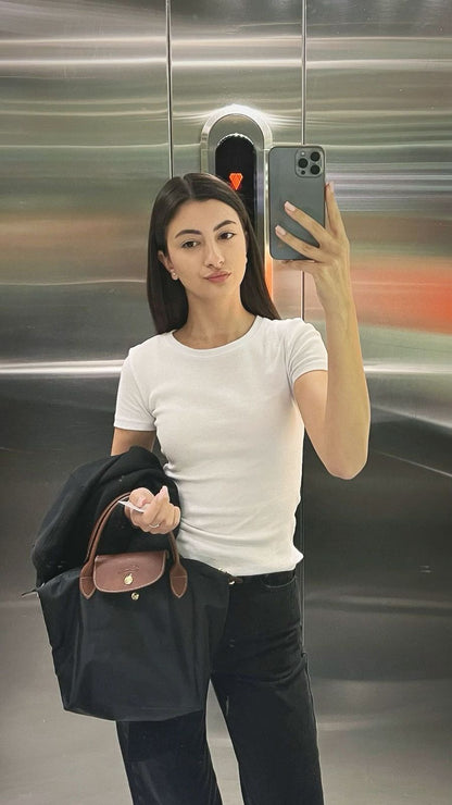 Longchamp Medium Le Pliage Tote – Effortless Parisian Style (Black/Brown)