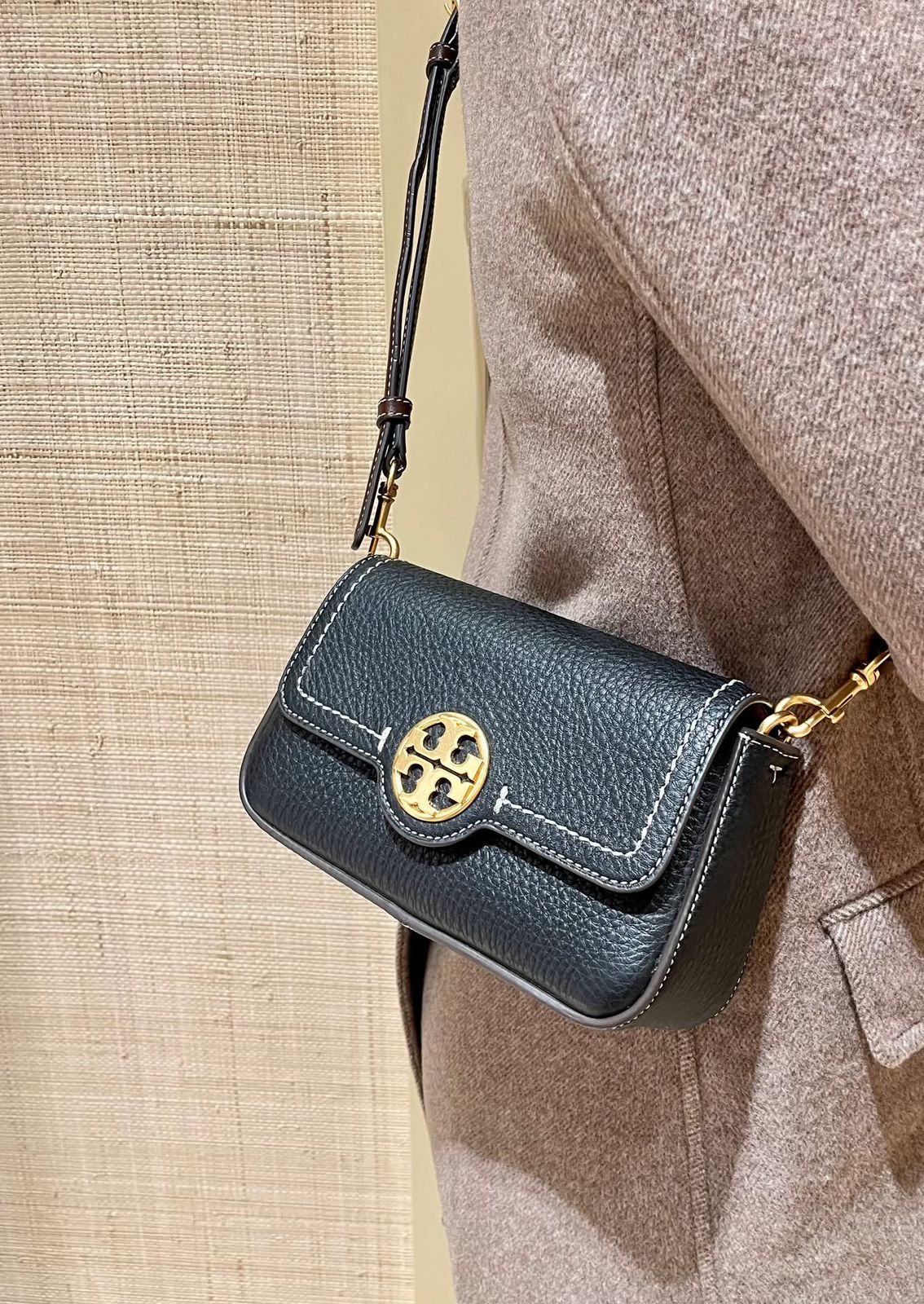TORY BURCH Felix Mini Flap Shoulder Bag (Black/Gold 1)