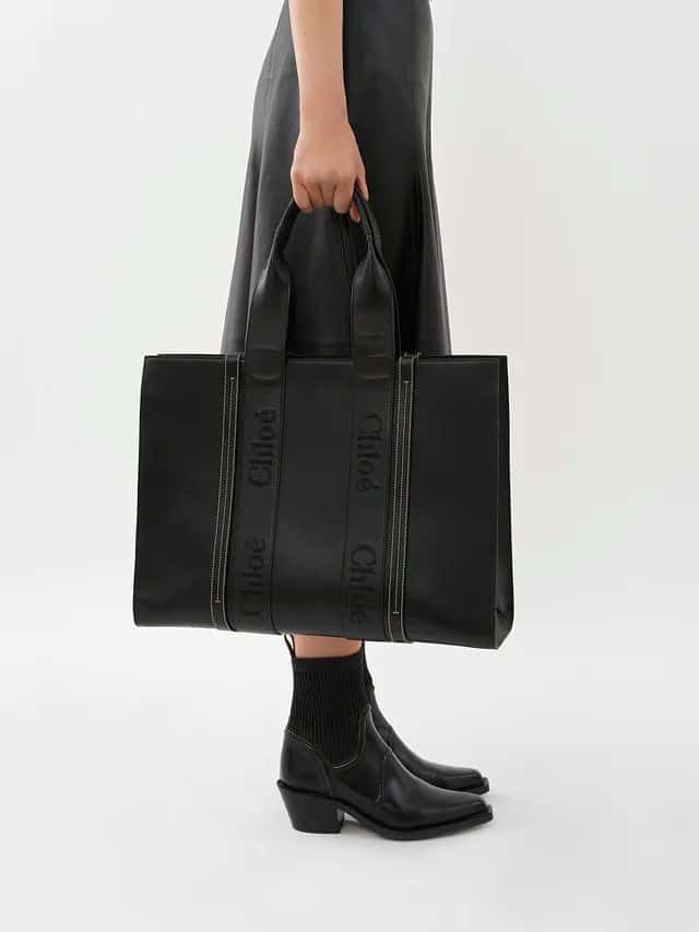 Chloe Tote Bag – Timeless Luxury & Everyday Practicality (Black)