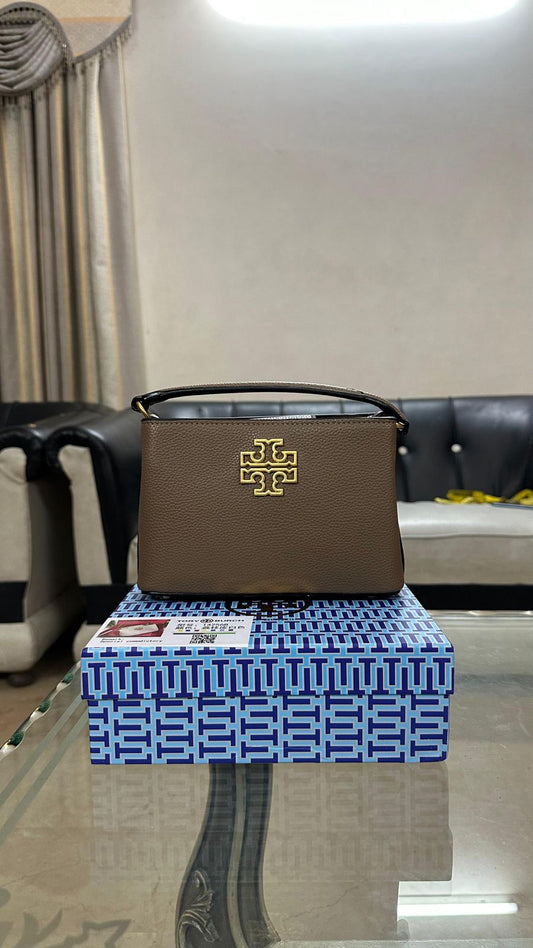Tory Burch – Signature Style & Premium Craftsmanship (Brown/Coffee)