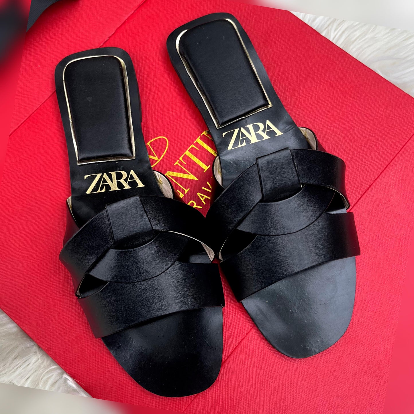 ZARA-Inspired Flat Slippers – Premium Comfort with Brand Box (Black)