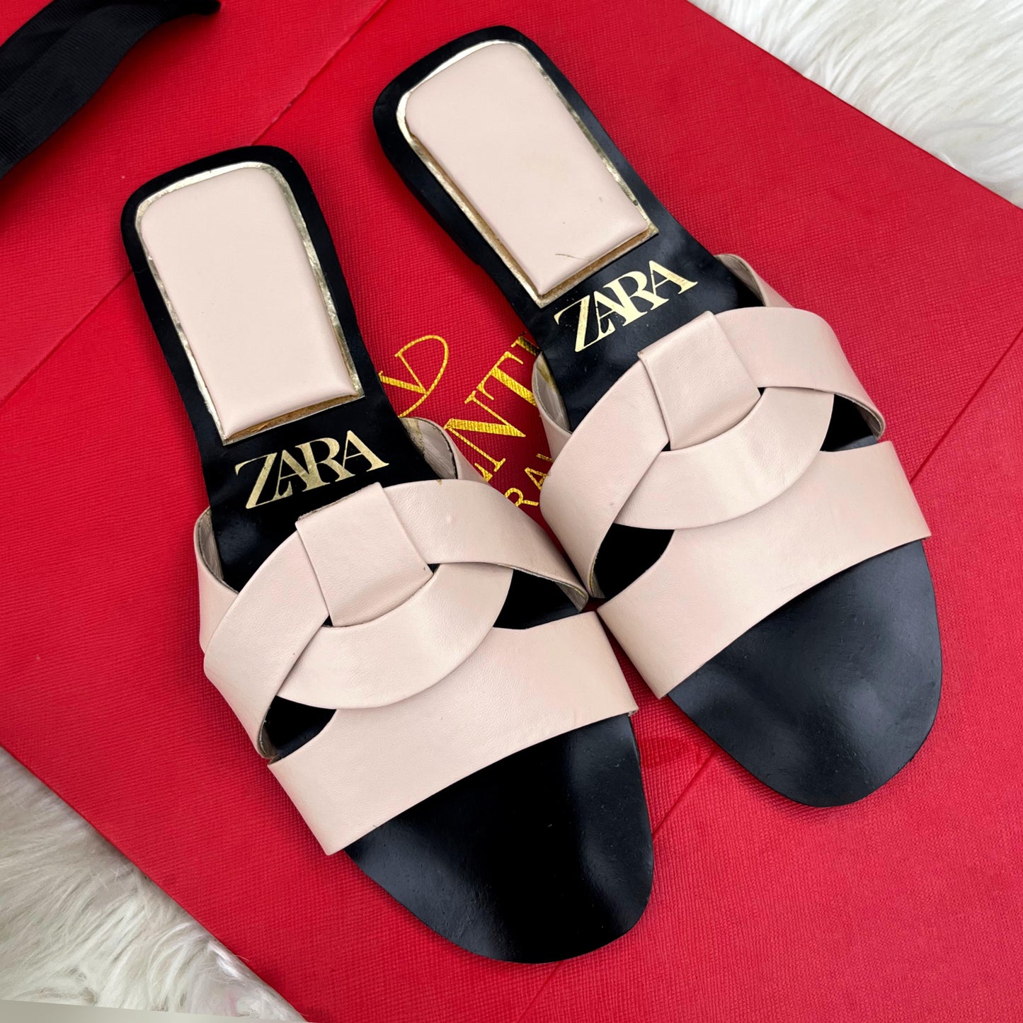 ZARA-Inspired Flat Slippers – Premium Comfort with Brand Box (Beige)