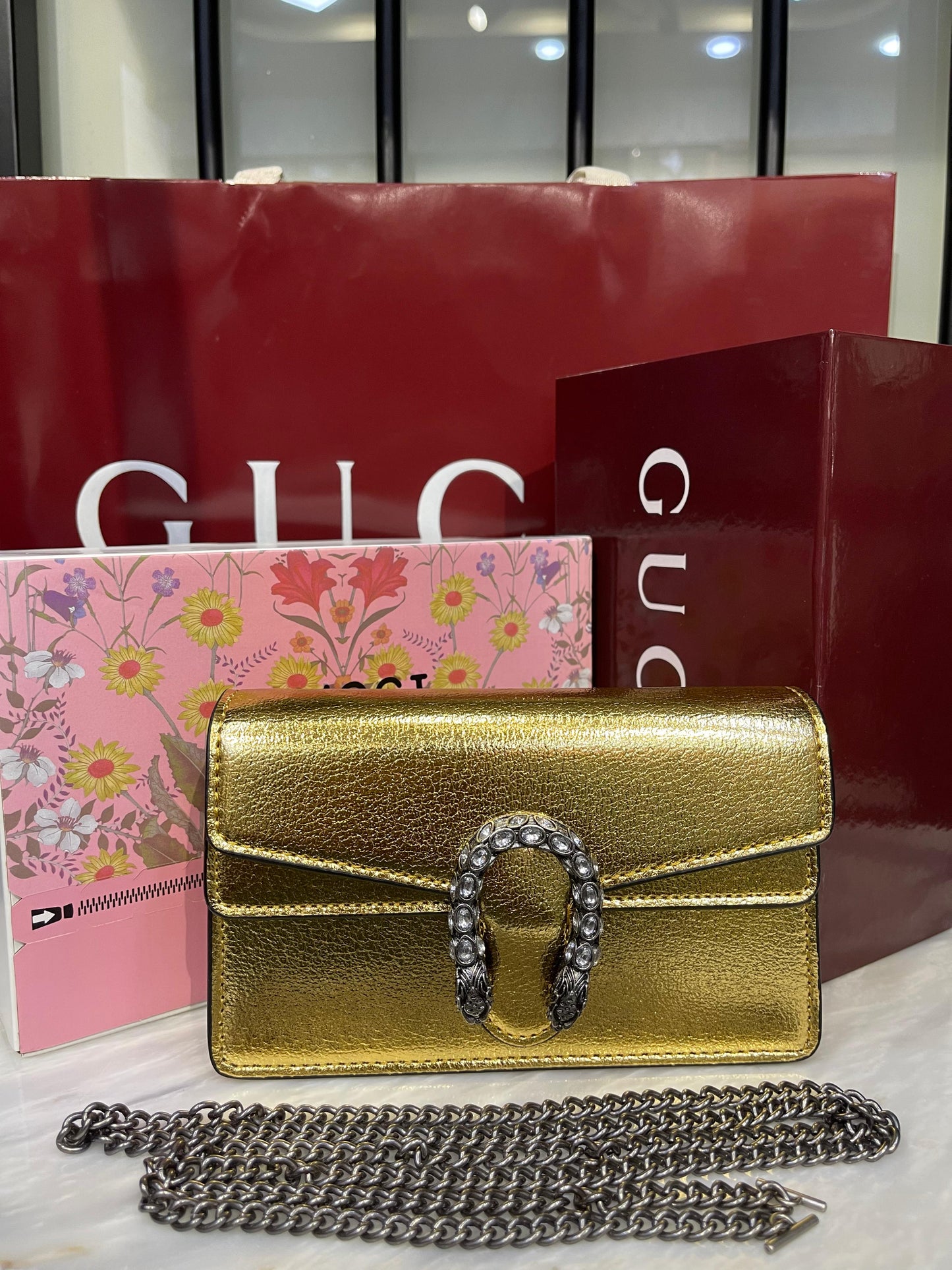 Gucci Dionysus Mini Women Bag – Luxury Designer Crossbody (Gold)