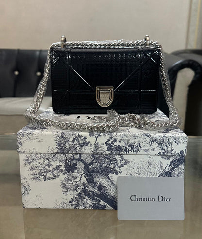 DIOR Mini Women Bag – AAA Premium Copy with Brand Box & Dust Bag (Black)