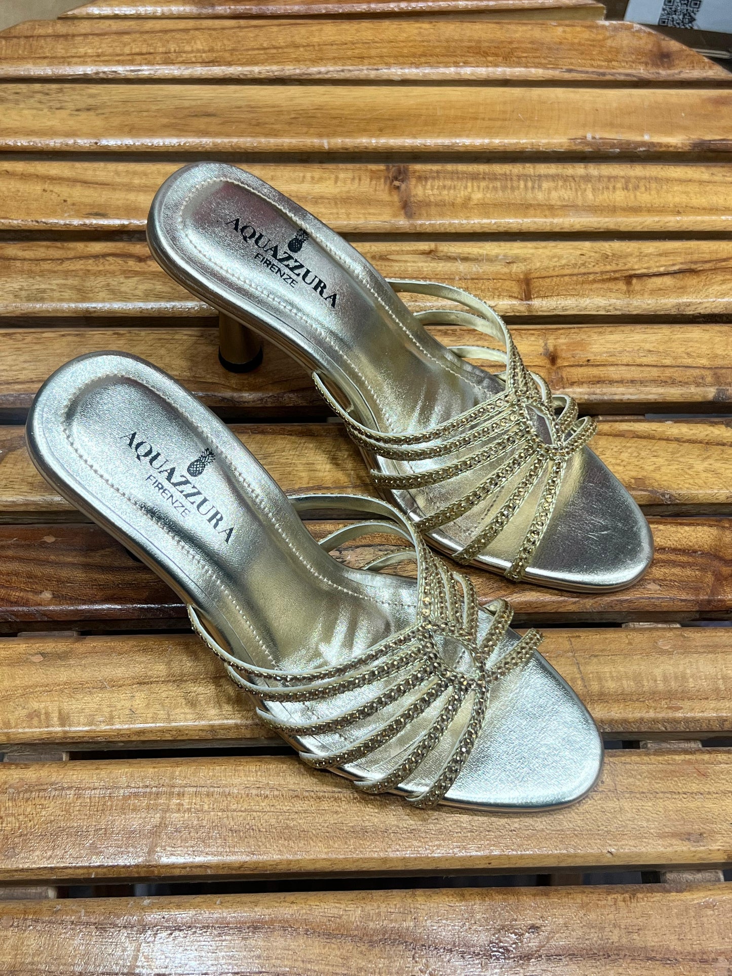 New Arrival !! Aquazzura Embroidery Women Heels – With Brand Box (Gold)