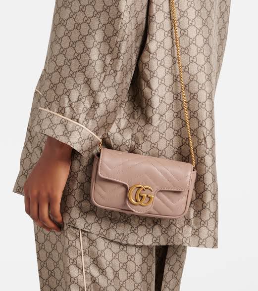 Gucci GG Marmont Mini Bag – Black Matelassé Chevron Leather(Pink)