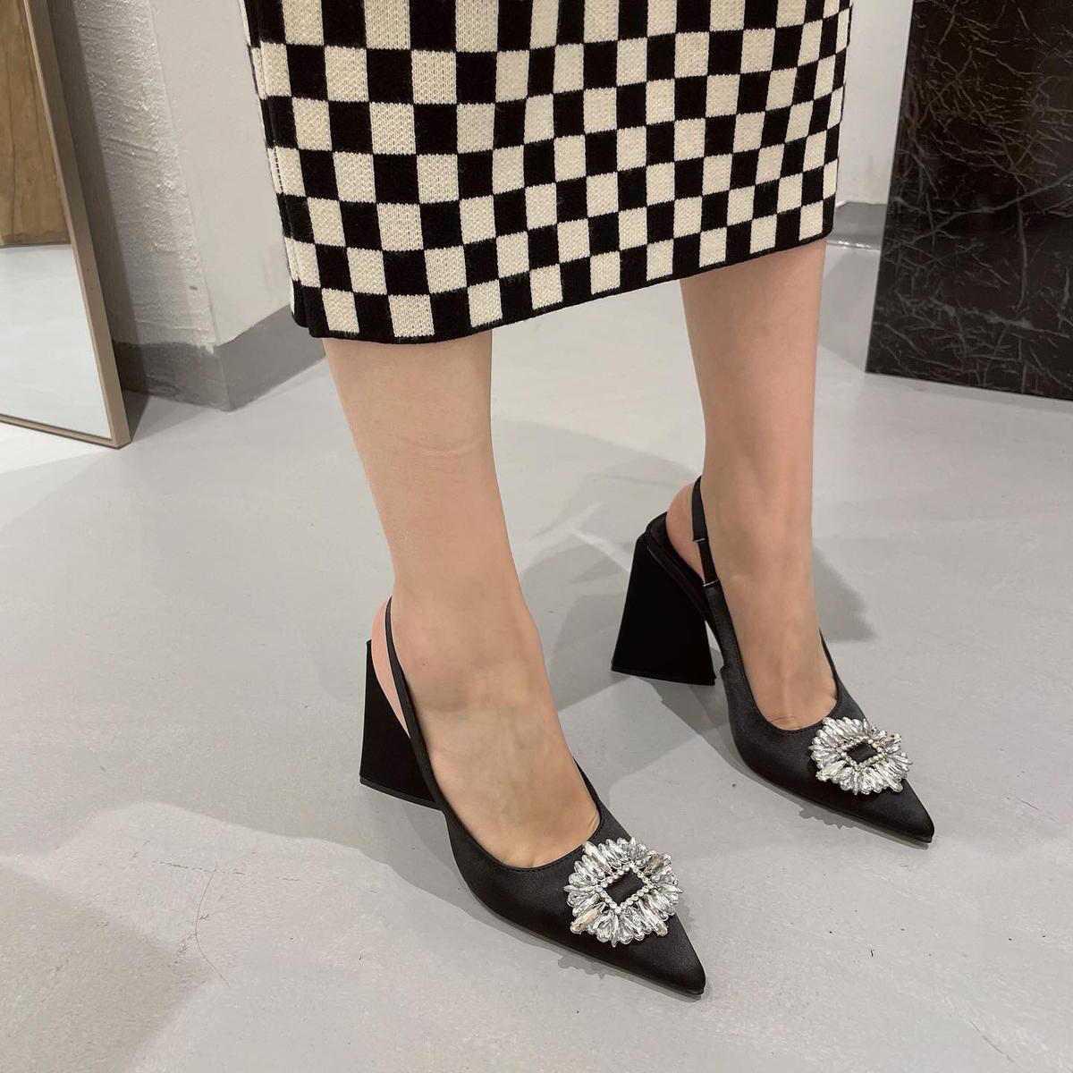 ZARA Triangle Heels – With Brand Box(Black)
