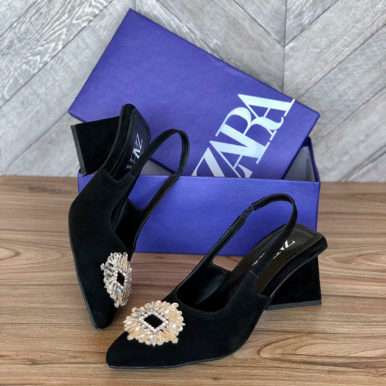 ZARA Triangle Heels – With Brand Box(Black)