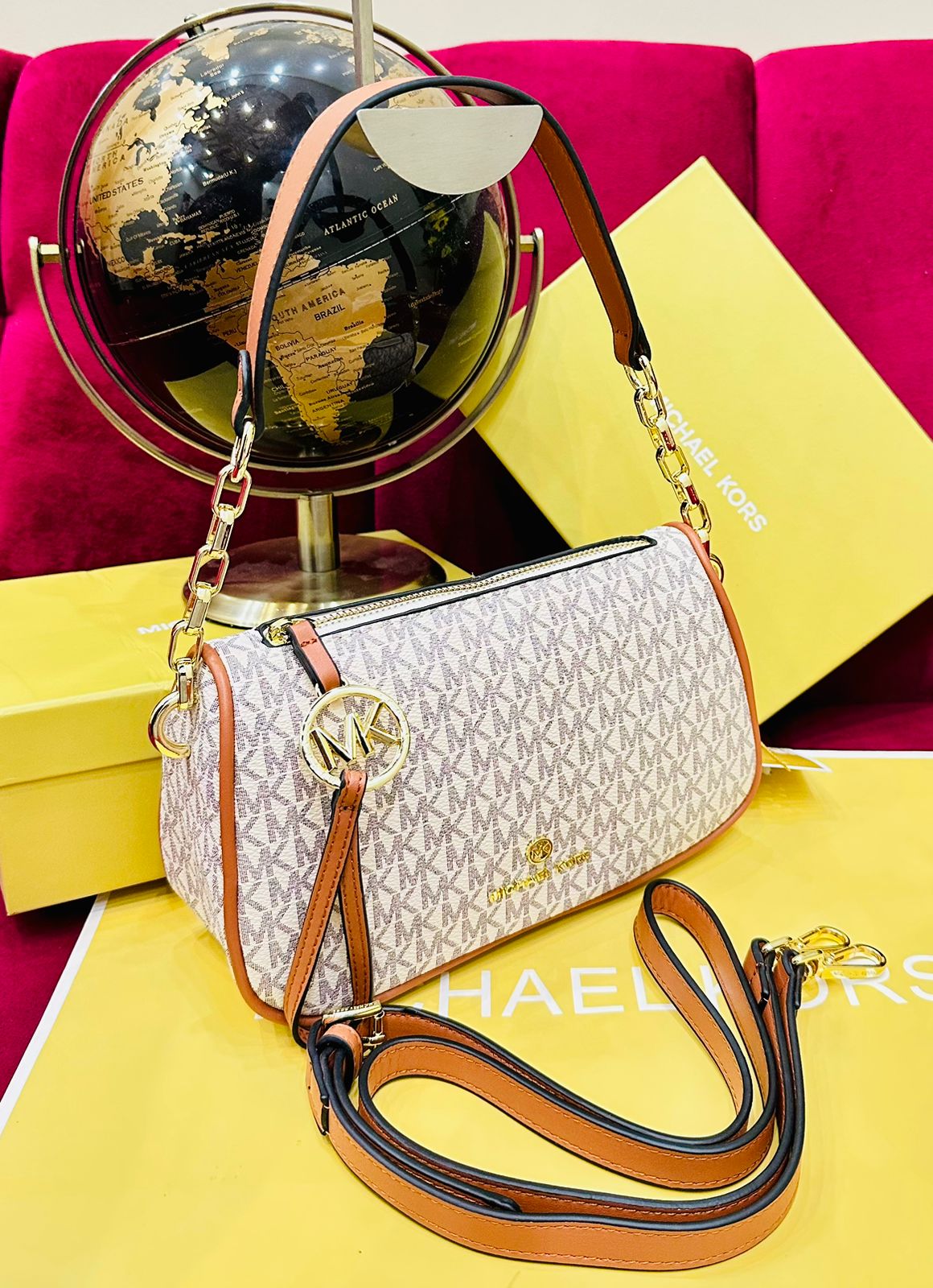 Michael Kors – AAA Quality | Embossed Branding | With Brand Box & Dust Bag(Grey)