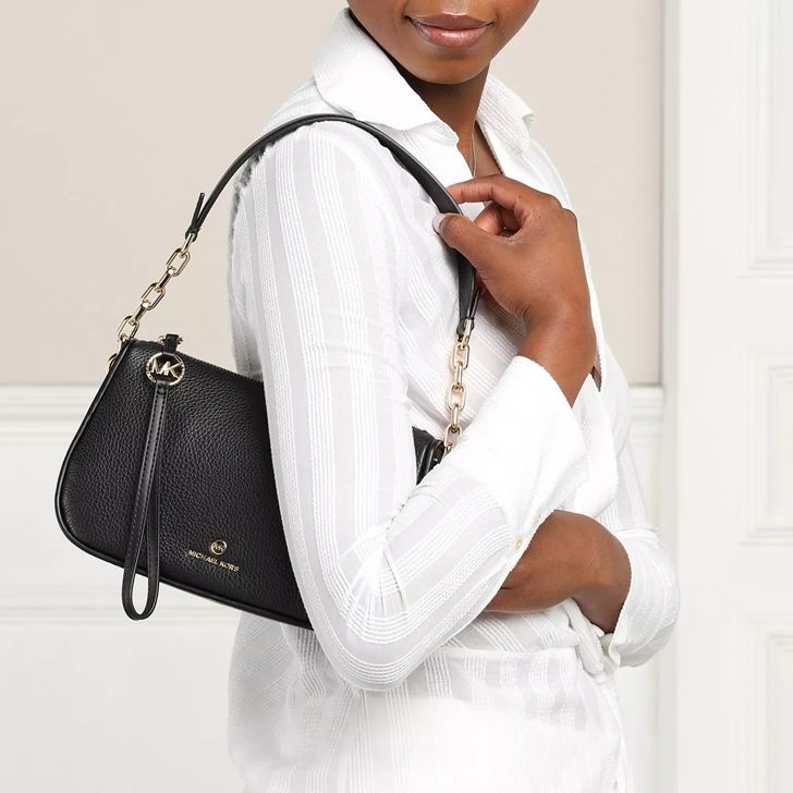 Michael Kors – AAA Quality | Embossed Branding | With Brand Box & Dust Bag(Black)