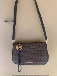 Michael Kors – AAA Quality | Embossed Branding | With Brand Box & Dust Bag(Brown/Acorn)