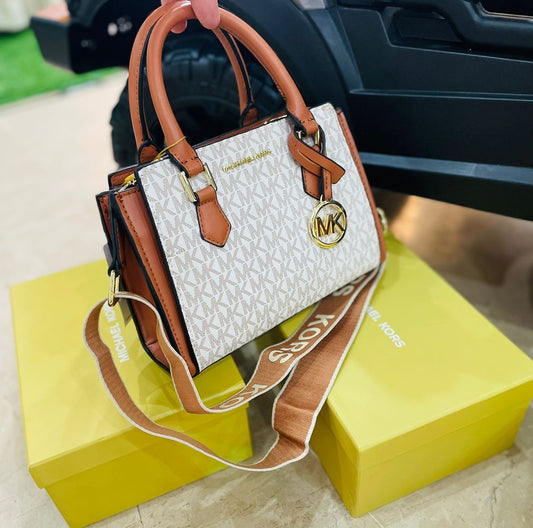 MICHAEL KORS RESTOCK – Women Bag(white)