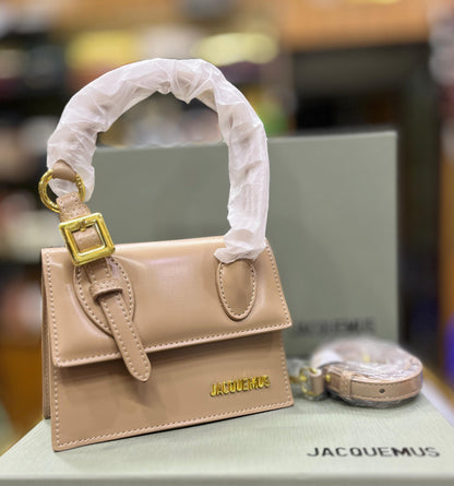 Jacquemus Le Chiquito Moyen Boucle – Luxury Women Bag(Beige)