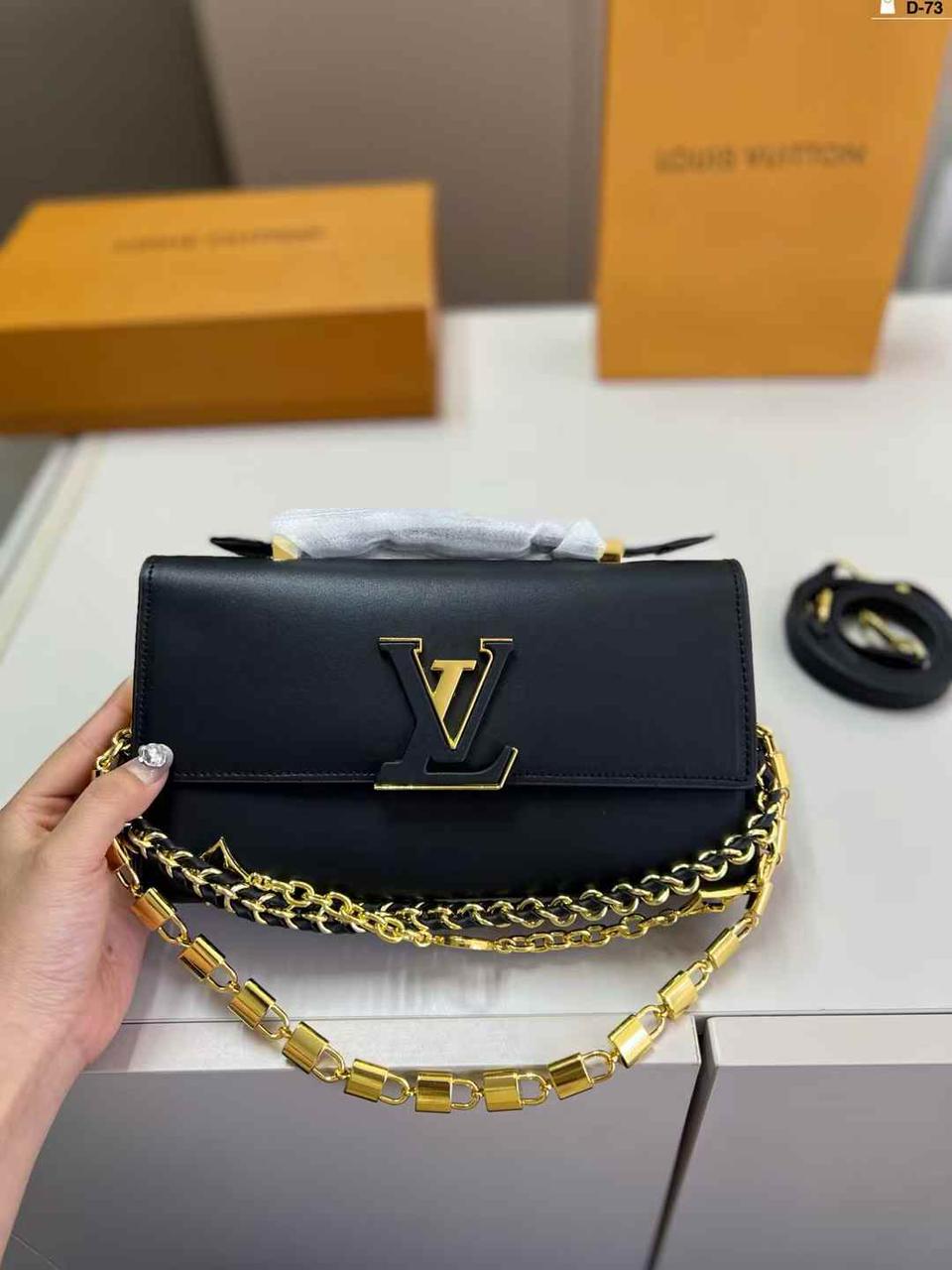 LOUIS VUITTON CAPUCINES – Women Wallet On Chain(Black)