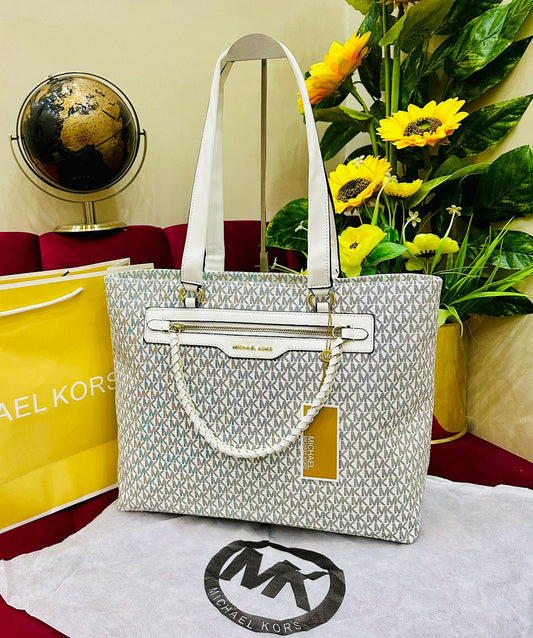 MICHAEL KORS – Women Tote Bag (AAA Master Quality)(White/Black)