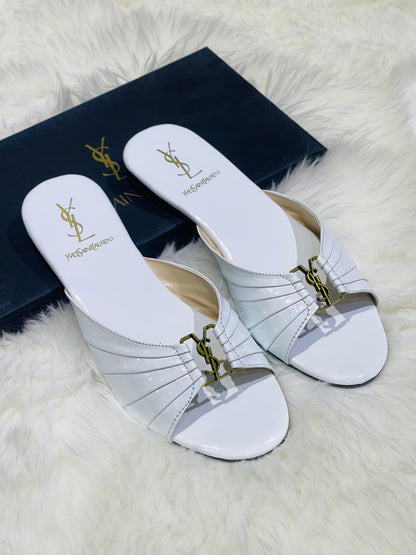 NEW ARRIVAL – YSL Yves Saint Laurent Women Flat (White)