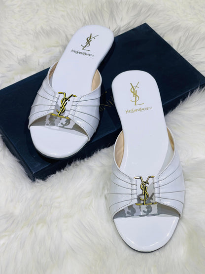 NEW ARRIVAL – YSL Yves Saint Laurent Women Flat (White)