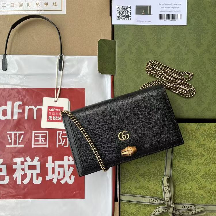 GUCCI Diana Mini – Women Bag with Bamboo Closure (Black)